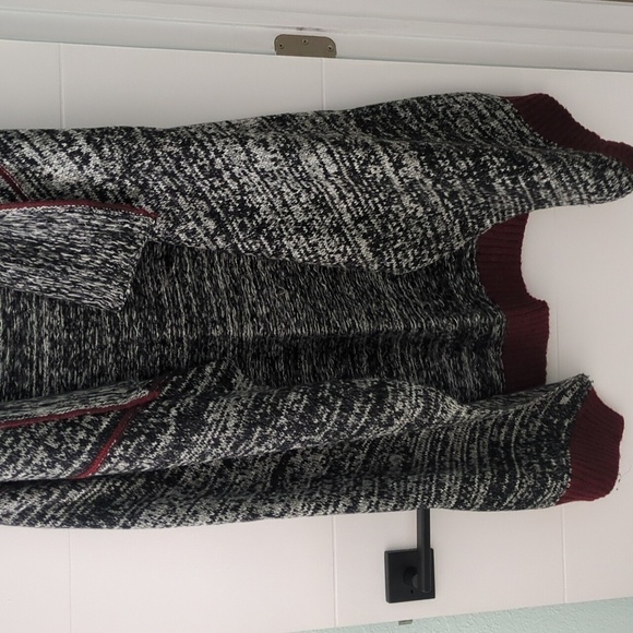 Hazel Long Line Knit Cardigan Vest Substantial Piece Cozy Fall Outdoor Layering - Picture 2 of 7
